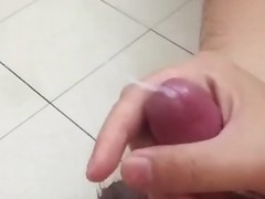 Amateur Close Up Cumshot Hot Jerking